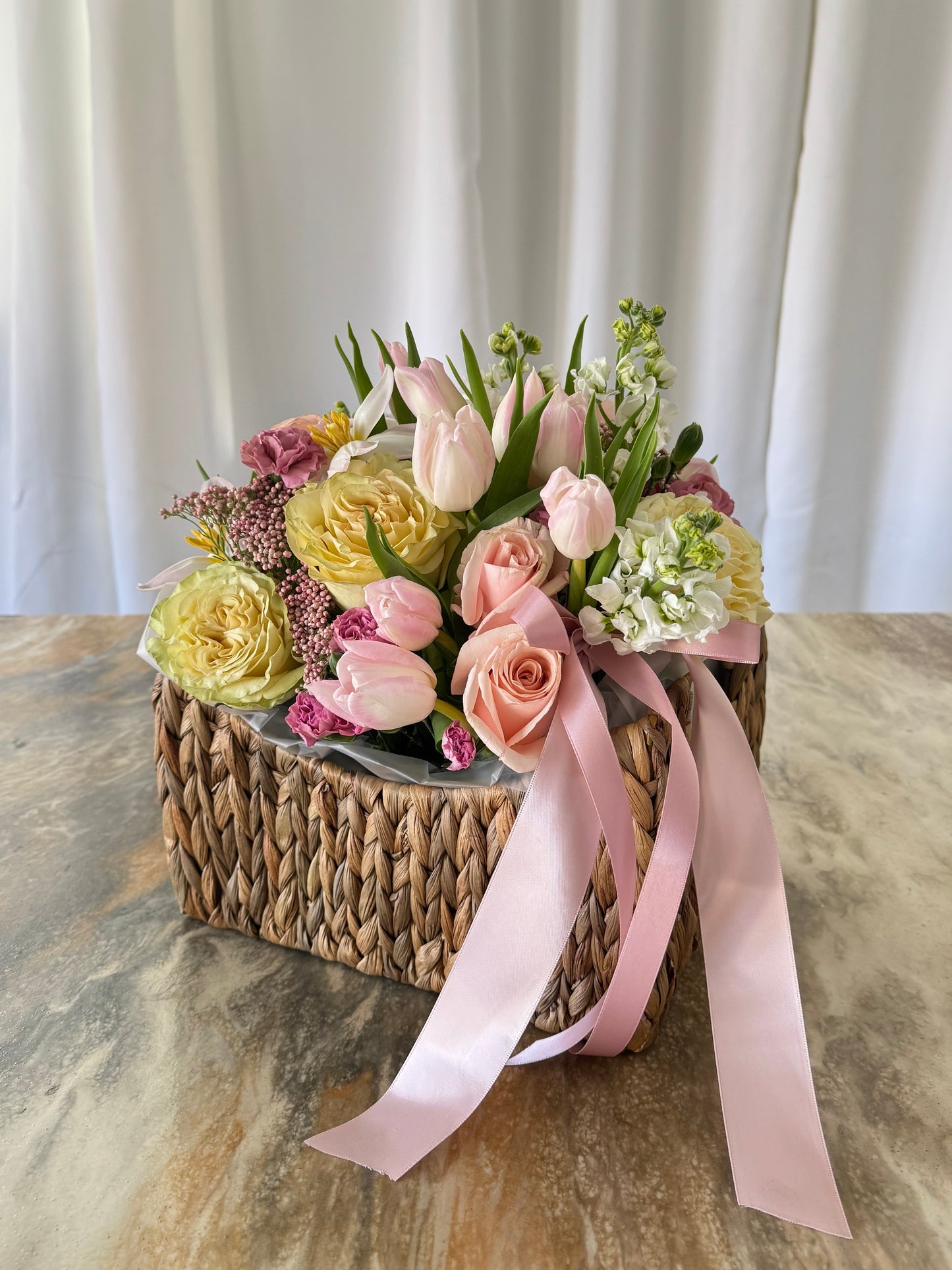 Petite Signature Bloom Basket
